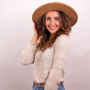 Meet your Posher, Leah